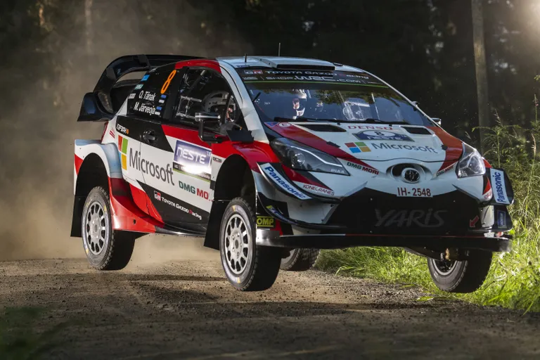 Ott Tänak sai mullu hakkama sama tembuga nagu ta mentor Markko Märtin - esikoht tuli eestlastele kõige armsamalt WRC-etapilt, Soome rallilt.