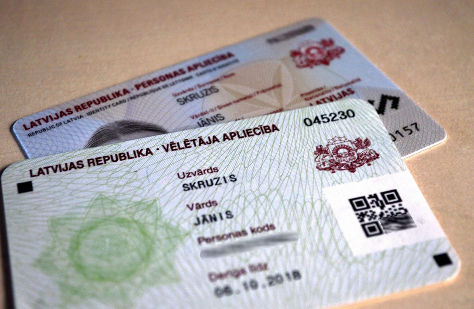 Läti ID-kaart. 
