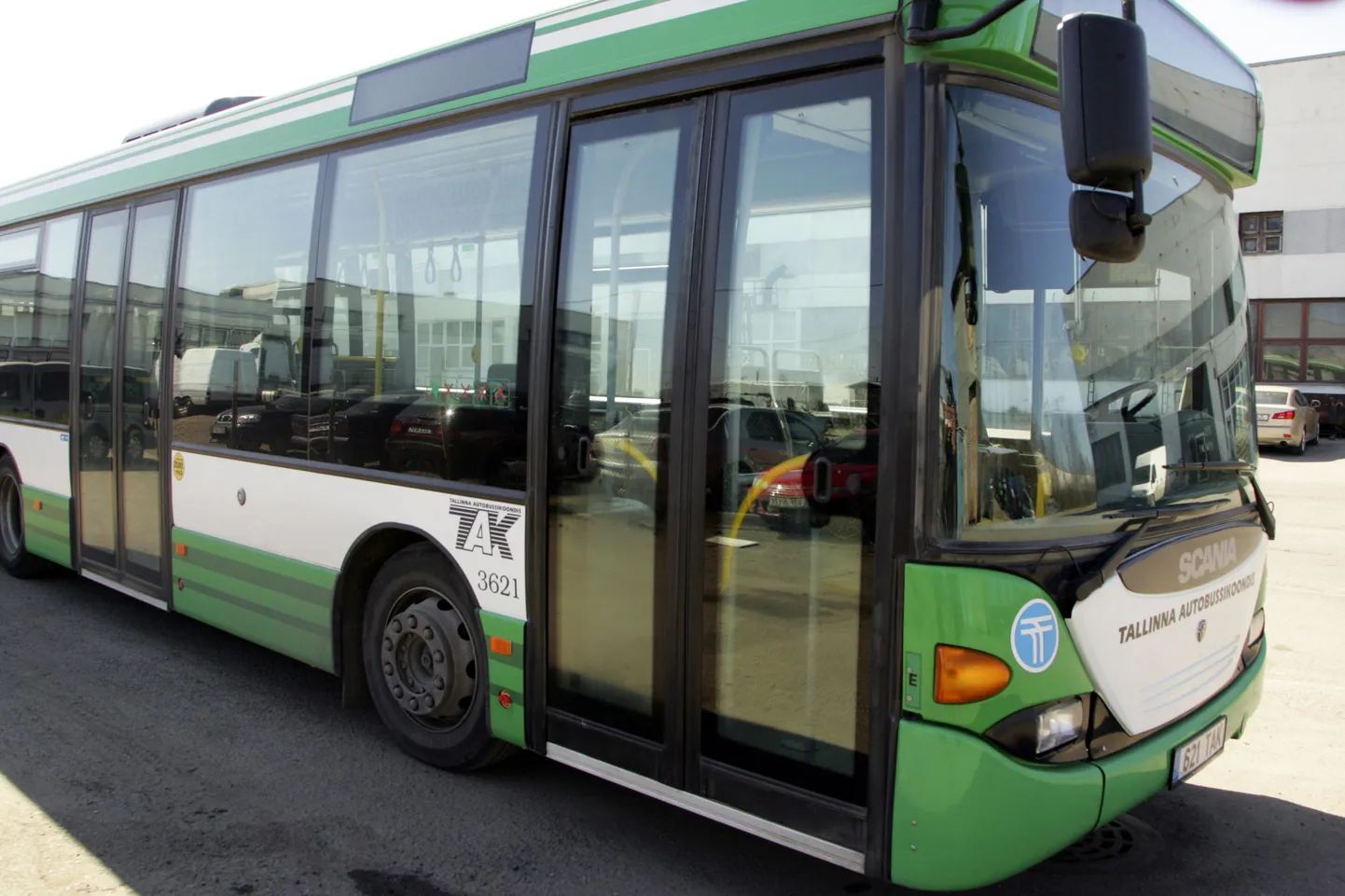 Kuumadel suvepäevadel võib konditsioneerita bussisõit väga palavaks osutuda.