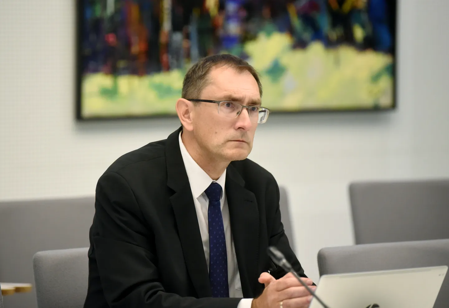 Bijušais satiksmes ministrs Tālis Linkaits piedalās Saeimas parlamentārās izmeklēšanas komisijas sēdē par "Rail Baltica" projekta parlamentārās kontroles nodrošināšanu, lai apzinātu projekta īstenošanā pieļautās kļūdas un panāktu, ka tas kļūst par prioritāru valdības jautājumu.