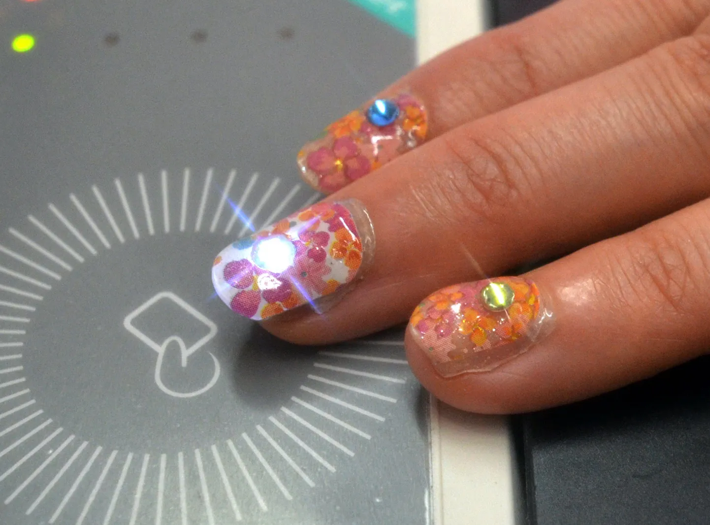 Takara Tomy Arts "Lumi Deco Nail"