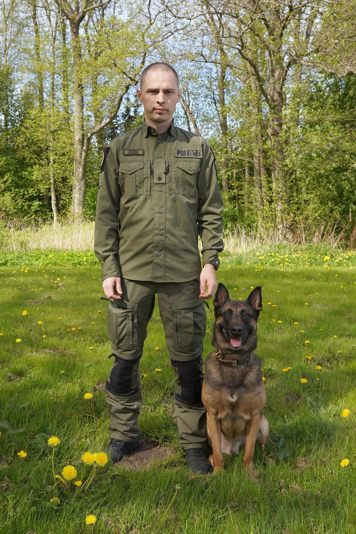 Instruktor Reimo Nõmme on PPA aasta koerajuht. Koos teenistuskoer Asmoga käiakse tihti ka patrullis.