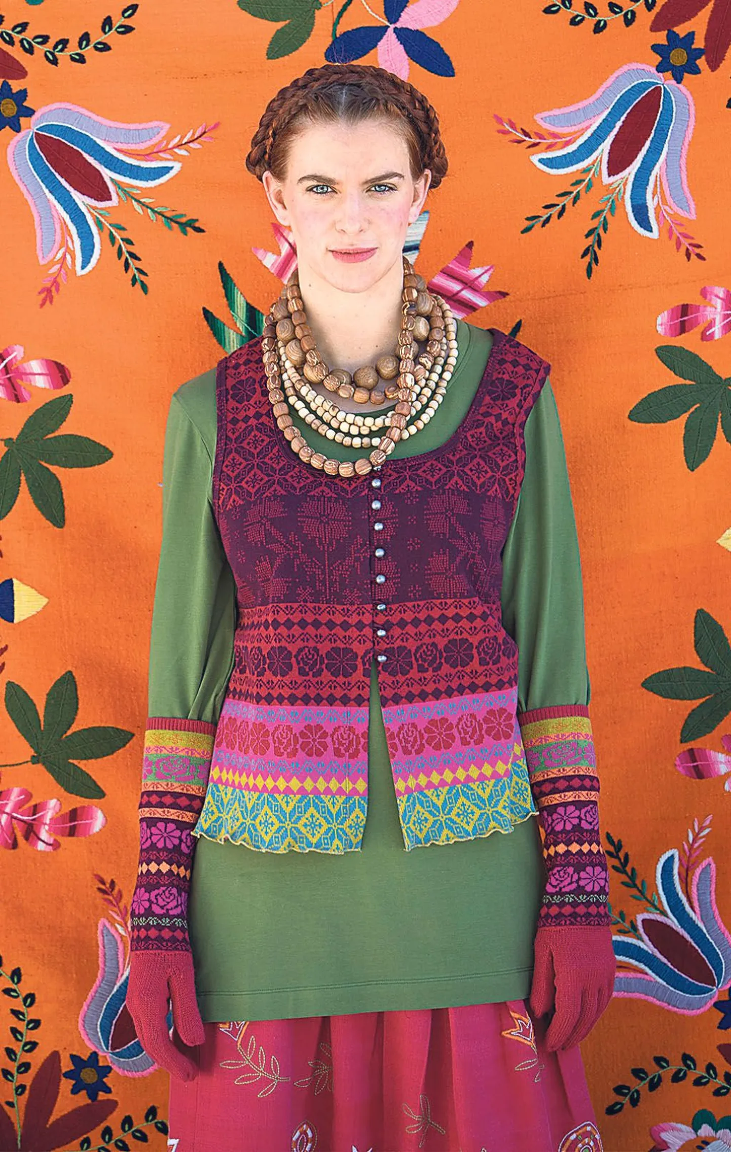 Rootsi tekstiilikunstnik Gudrun Sjödén leidis innustust Muhu-ainelistest mustritest.