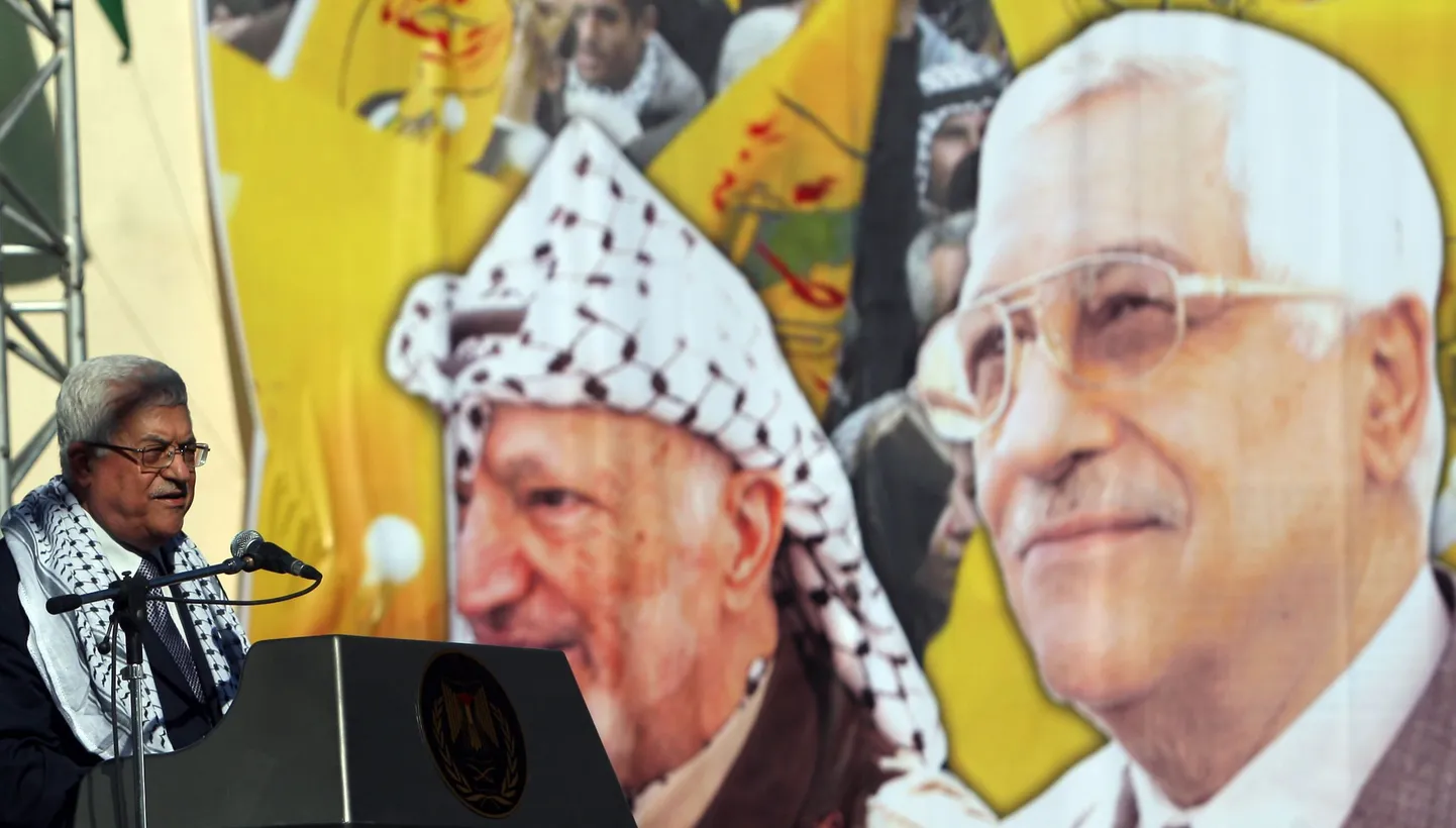 Mahmoud Abbas kõnet pidamas.