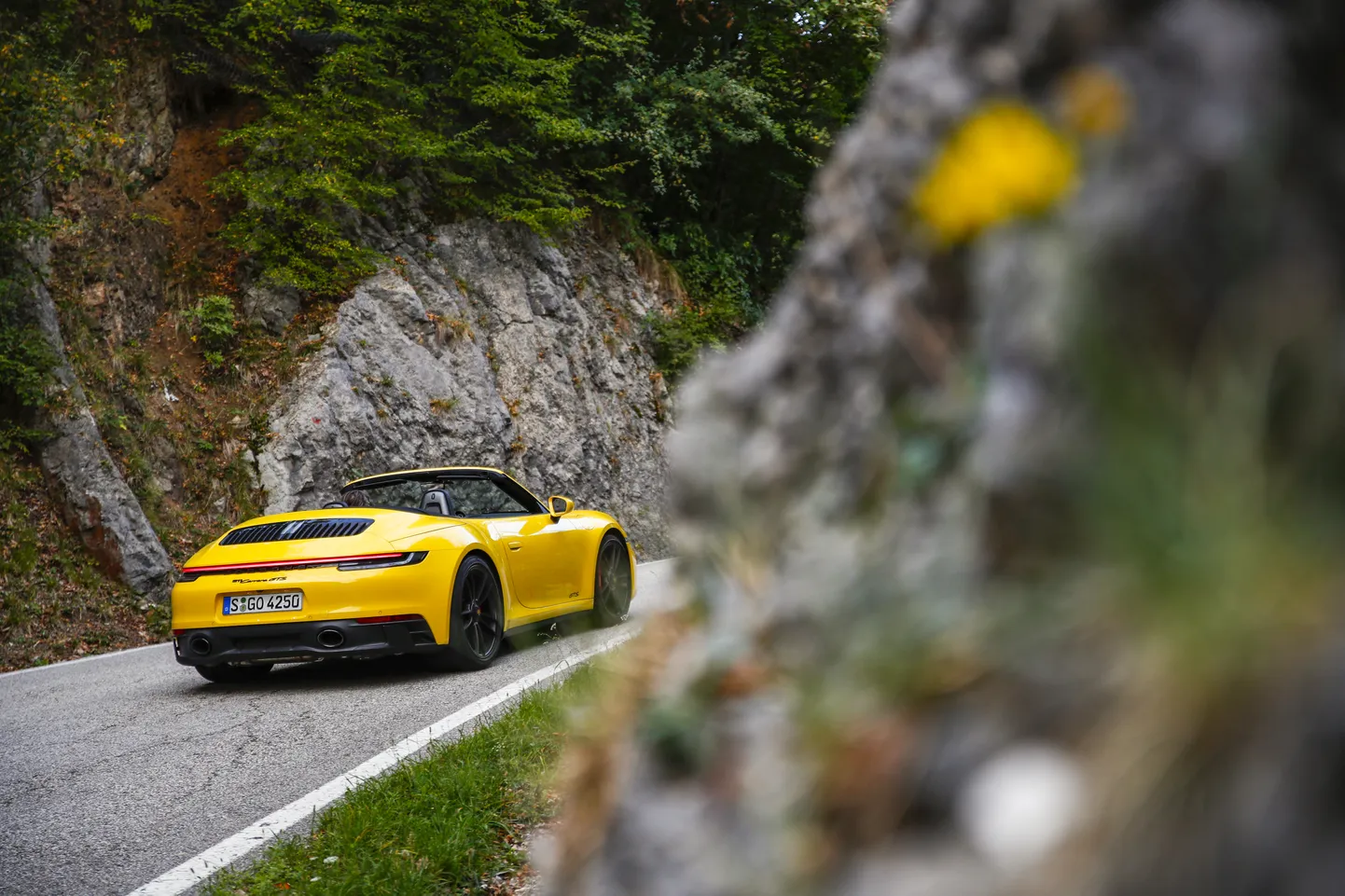 Porsche automašīnas