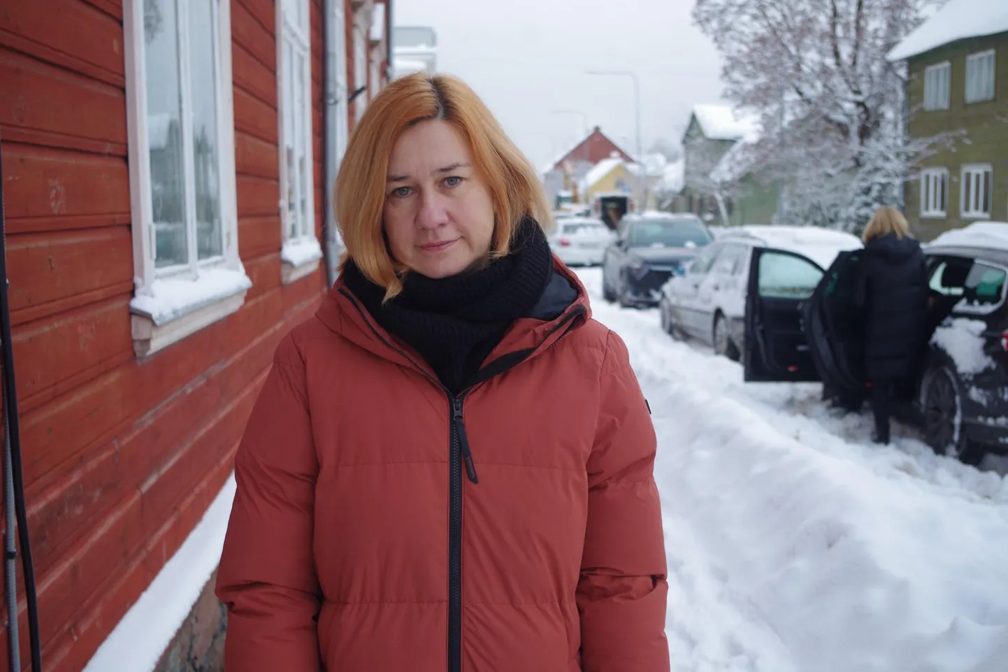 Hoolimatult laenu võttev Eesti riik sööb praegu ära oma seemnevilja, mis pikemas plaanis tähendab nälga, hoiatab Parempoolsete erakonna esimees Lavly Perling.