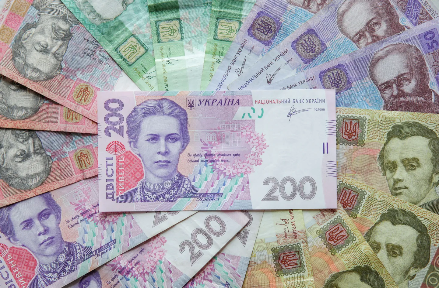 Ukraina grivnad