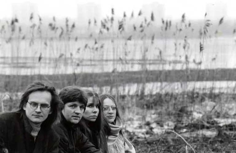 "Iļģi" 1989. gads FOTO: "Iļģu" privātais arhīvs"Iļģi" Ķīnā 1991. gads FOTO: "Iļģu" privātais arhīvsLugāno 1993. gads