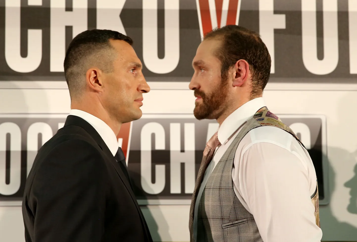 Vladimir Klitško (vasakul) ja Tyson Fury.