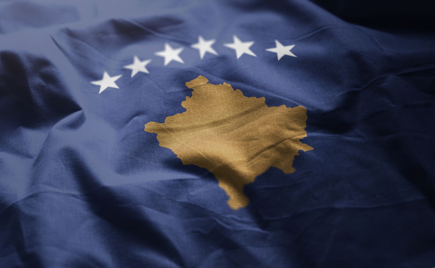 Kosovas valsts karogs.