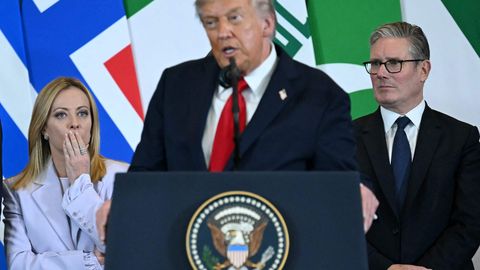 VIDEO ⟩ Briti peaminister sattus USA presidendi tõttu kentsakasse olukorda