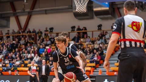 Pärnu alistas Viimsi veerandfinaali avamängus