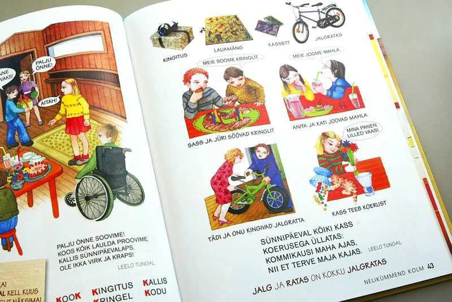 Pildil keelekümbluse klassides kasutatav eesti keele õpik.