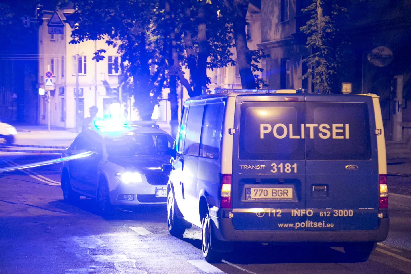 Politsei Tallinnas keskturu juures toimunud pussitamist uurimas