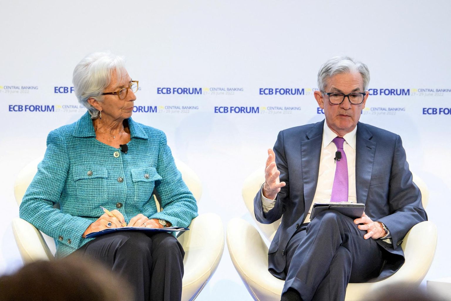 USA keskpank on kiirele inflatsioonile reageerinud Euroopa Keskpangast kiiremini. Fotol Euroopa Keskpanga president Christine Lagarde ja USA Föderaalreservi juht Jerome Powell.