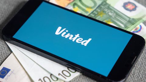 HÄIRIVAD KAADRID ⟩ «Uus ja kasutamata.» Vintedi viraalsed kuulutused külvavad lastekaubanduse hirmu