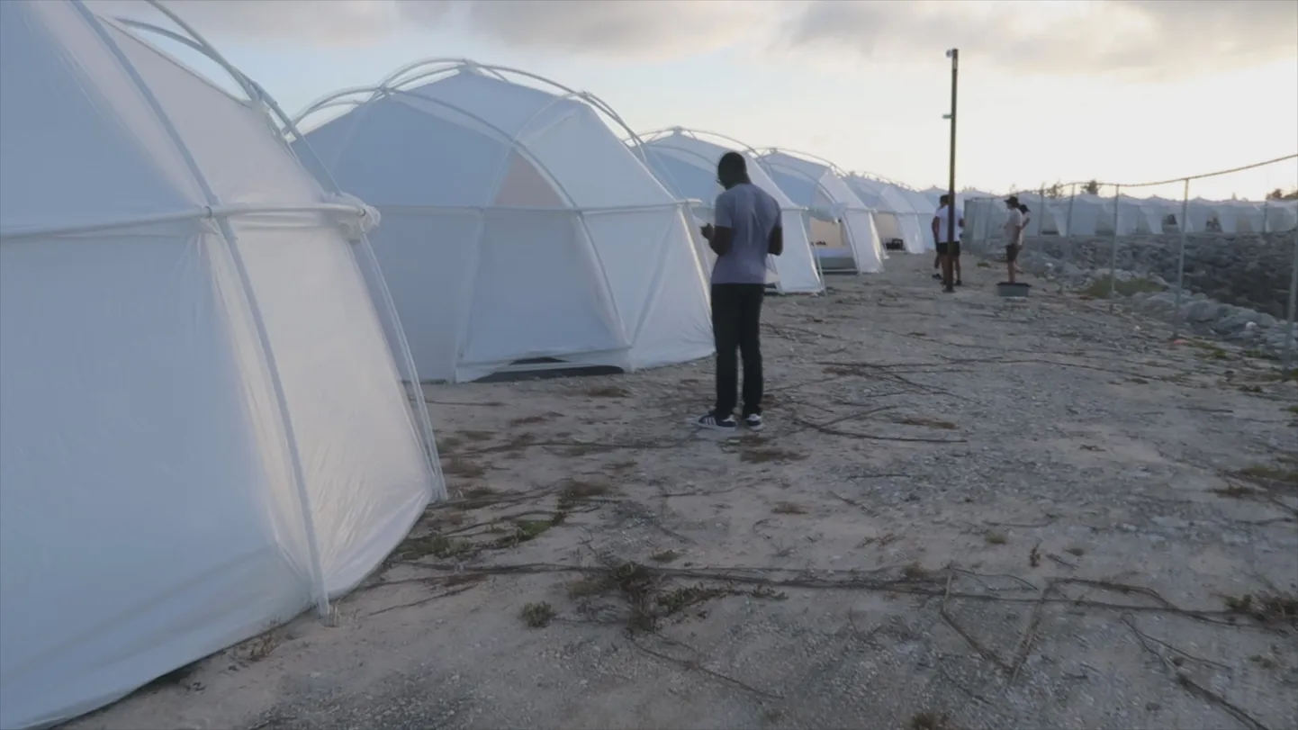 2017. aastal toimunud kurikuulsa Fyre festivali telkide tagune.