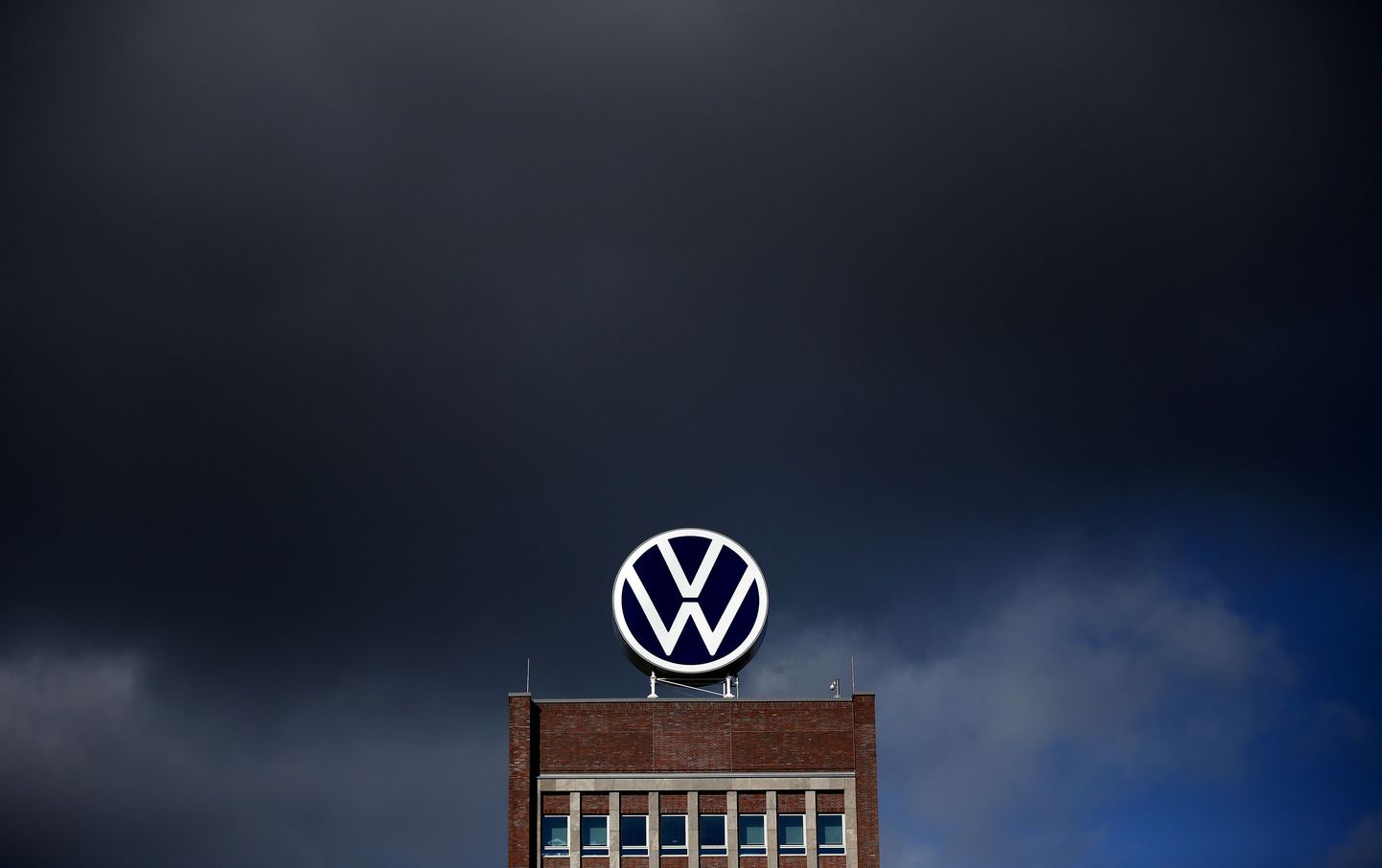 Volkswagen galvenā mītne un rūpnīca Volfsburgā