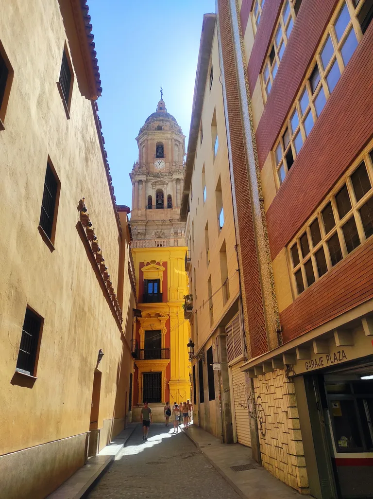 Malaga pakub ka hingetoitu.
