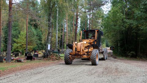 Raudi kalmistu siseteed saavad asfaltkatte