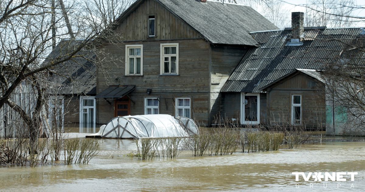 Pļaviņās situācija joprojām ir droša un plūdi nedraud, apstiprina Ambainis