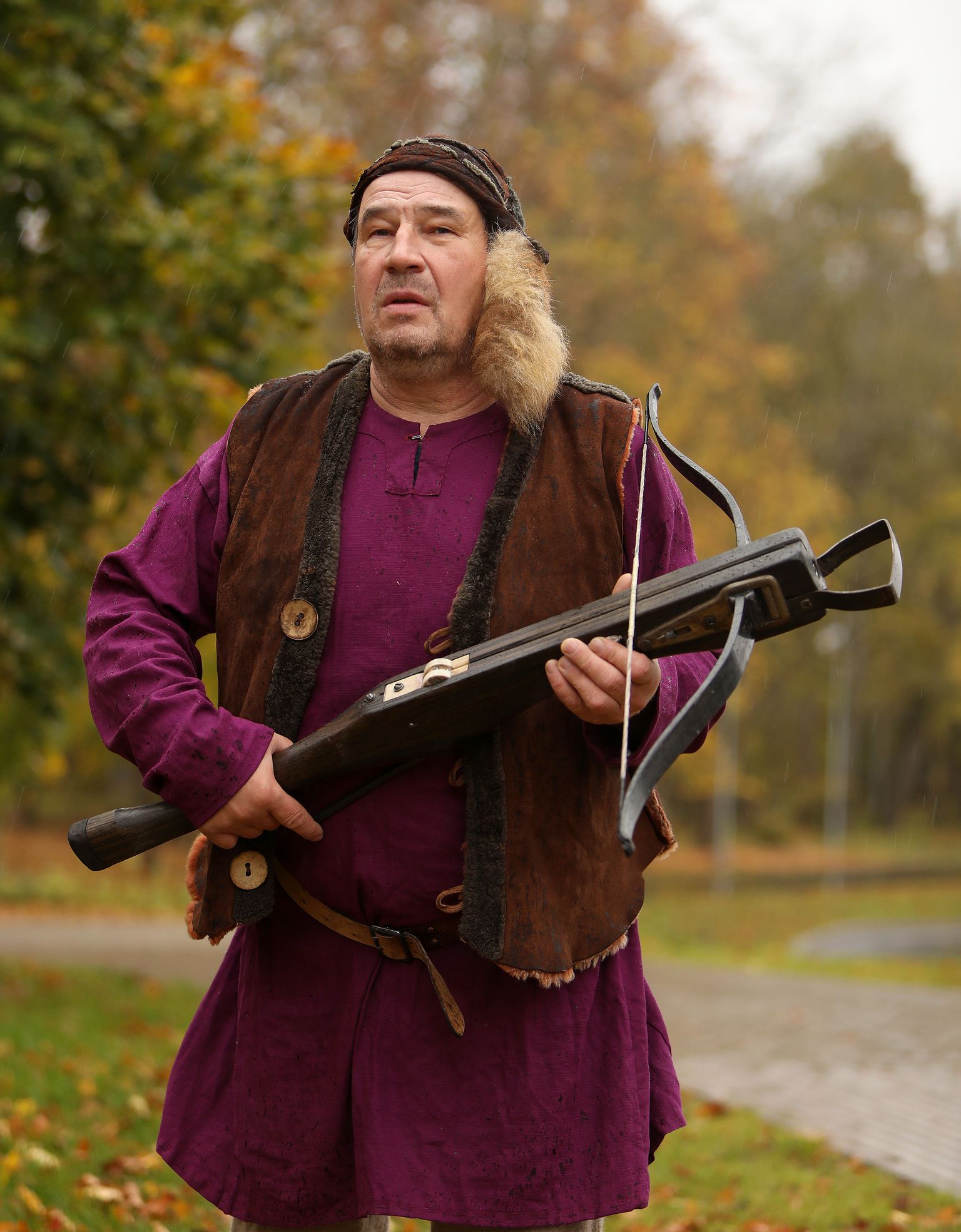 Меэлис Пялло увлечен средневековым оружием с детства.