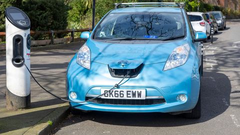 Elektriauto aku ütles viie aastaga üles, kuid müüja keeldus garantiiremondist