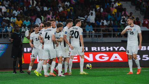 BLOGI ⟩ Kesiselt esinenud Eesti alistas penaltiseerias Keenia ning pääses finaali