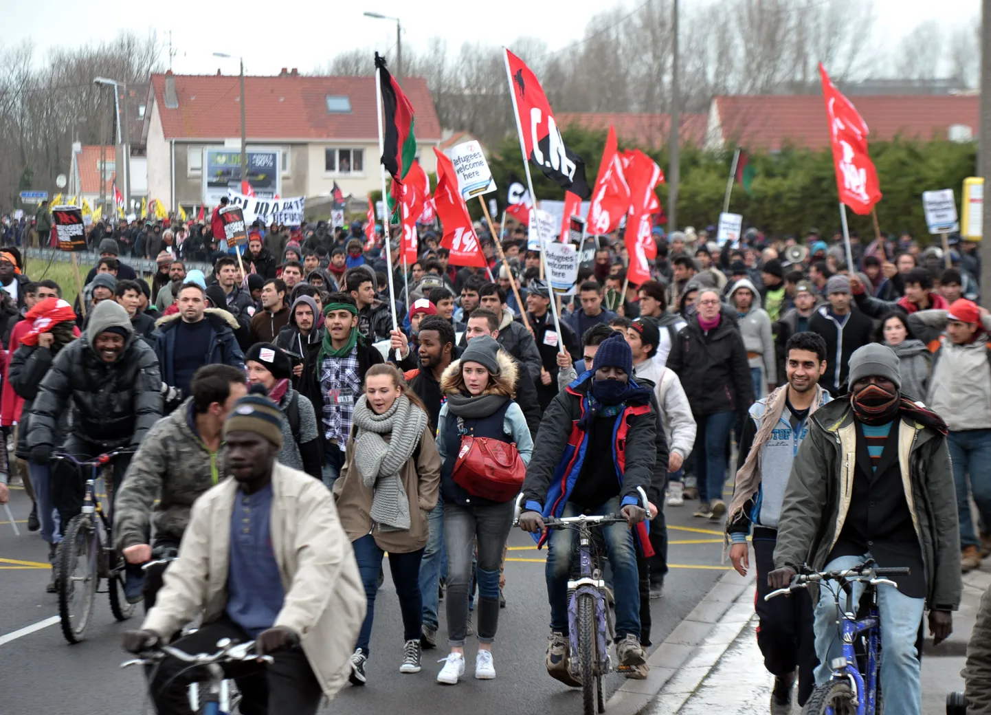 Meeleavaldus Calais´s migrantide toetuseks.