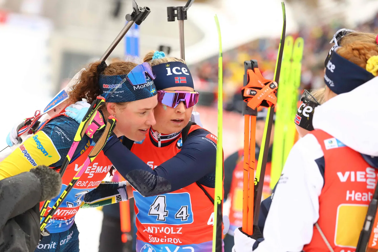 Hanna Öberg (vasakul) ja Ingrid Landmark Tandrevold.