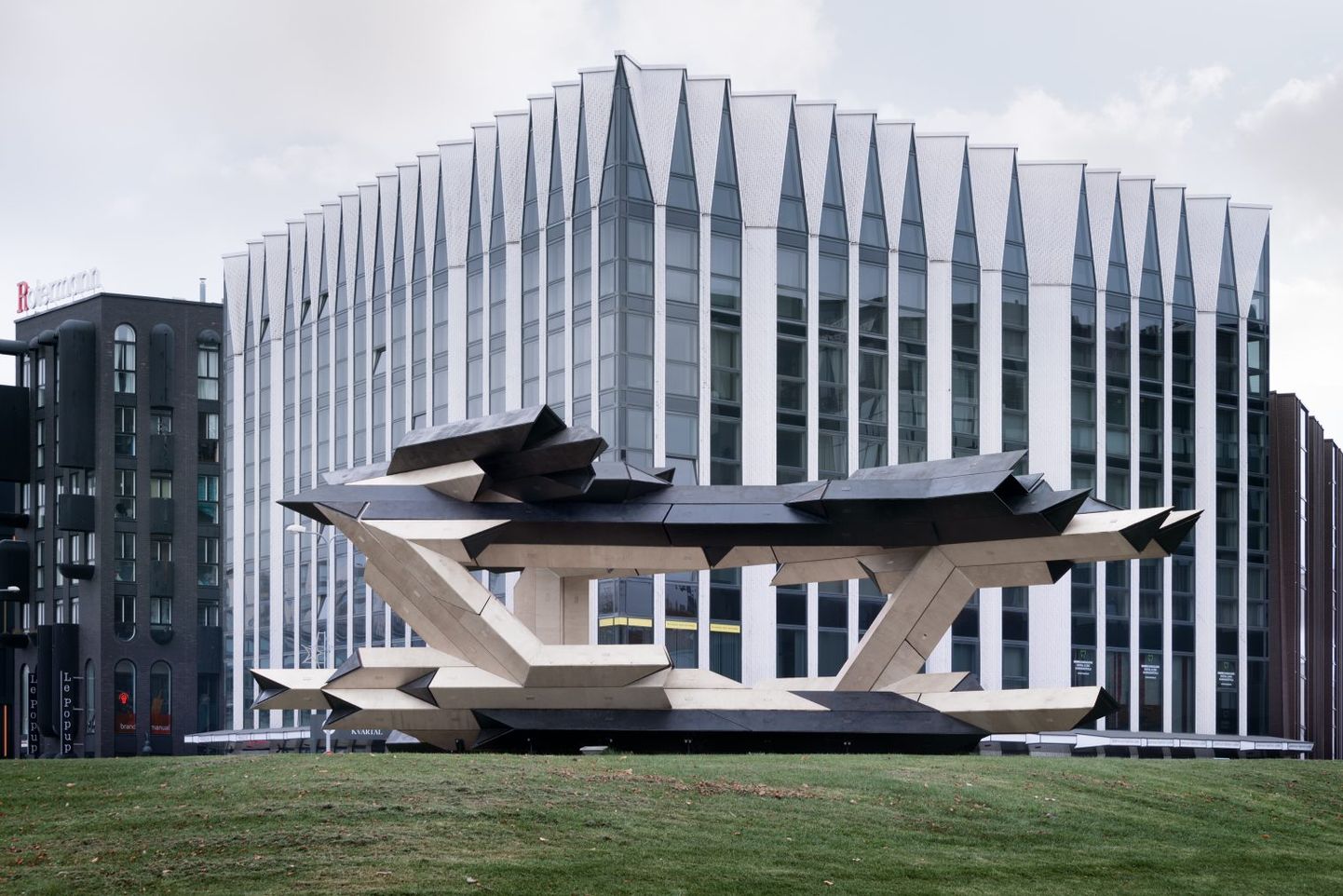Tallinna Arhitektuuribiennaal TAB 2019 kuulutab välja rahvusvahelise Installatsiooniprogrammi võistluse «Hütid ja elukeskkonnad».