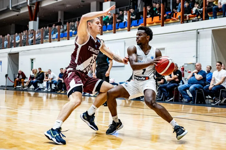 Isaiah Hart (palliga) tõusis meeskonna üheks liidriks.