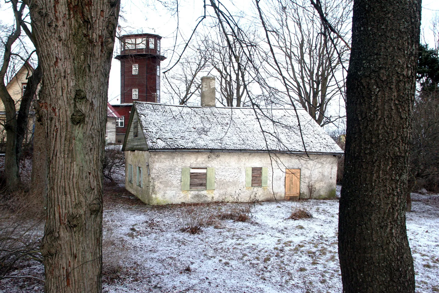 Pärnus Vallikääru külje all Õhtu tänaval asuv Veenuse bastioni sepikoda on ehitatud 1769. aastal.
