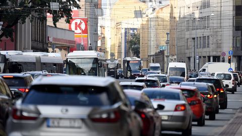 Šonedēļ policija pastiprināti kontrolēs ātruma ievērošanu