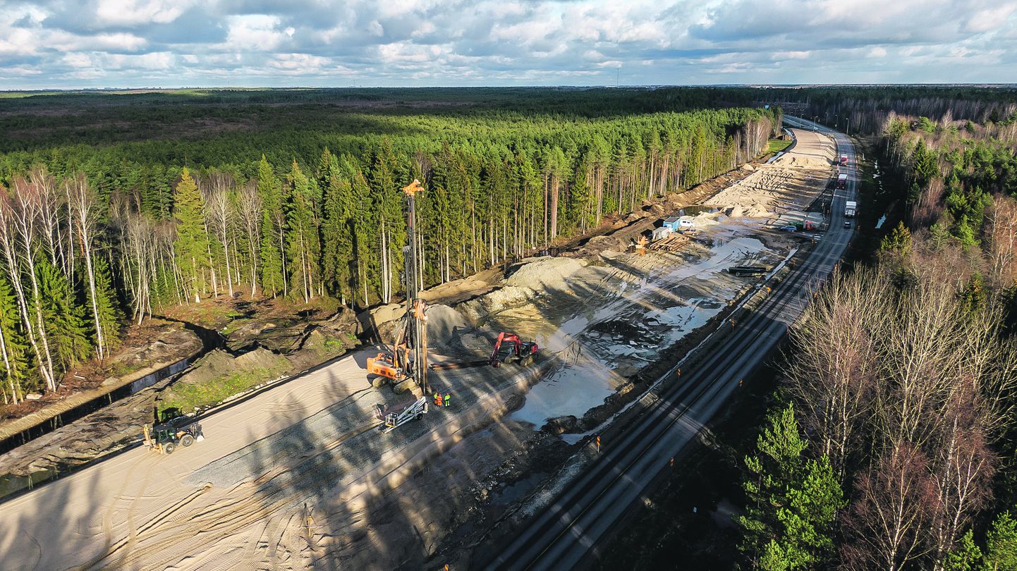 Rail Baltica põhitrassi esimese objekti - Saustinõmme maanteeviadukti - ehitus on alanud.