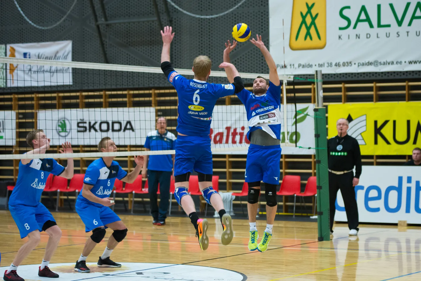 Järvamaa võrkpalliklubi ja VK Biolars/Jelgava mäng Paide E-Piima spordihallis.