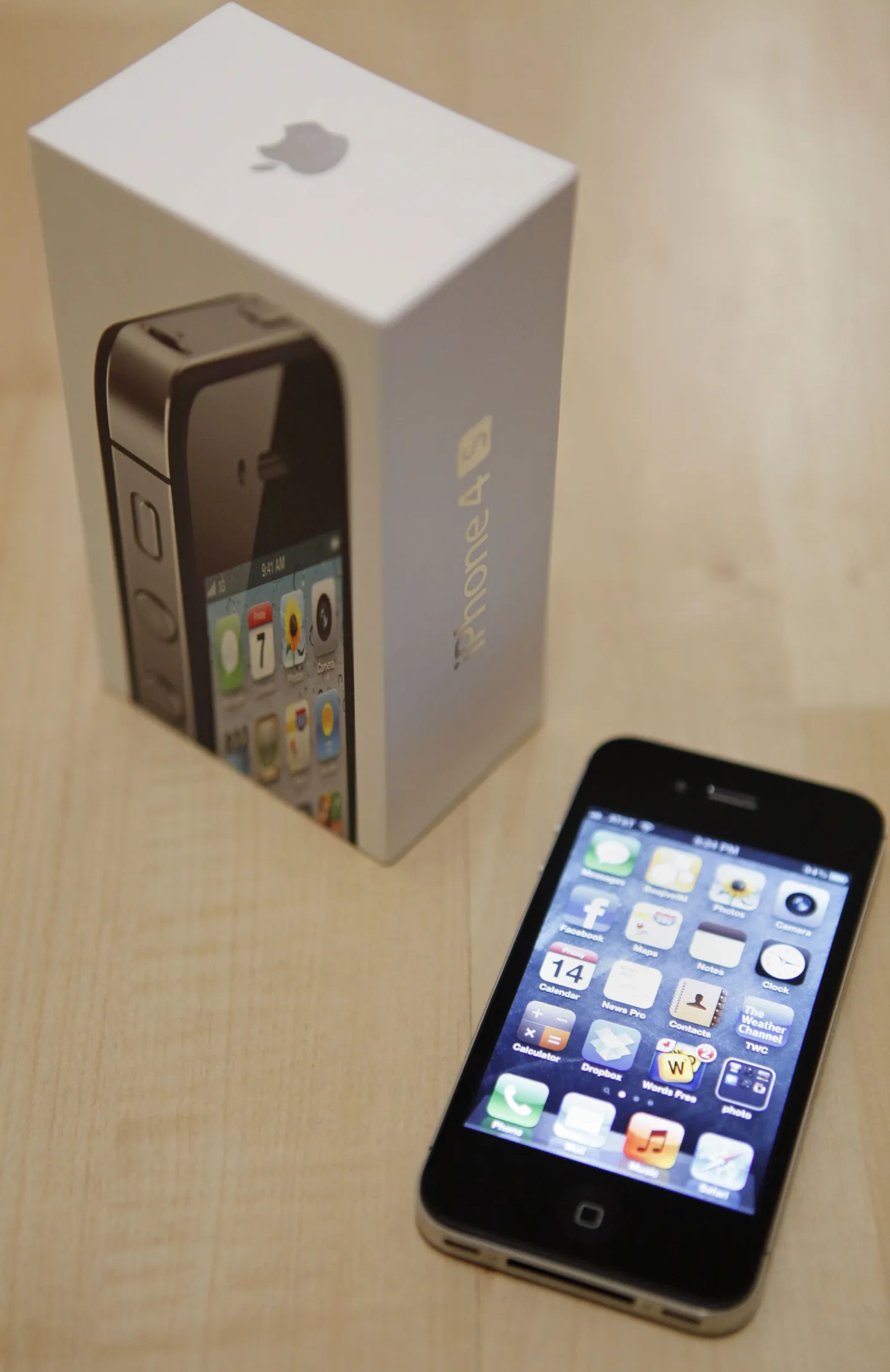 iPhone 4S.