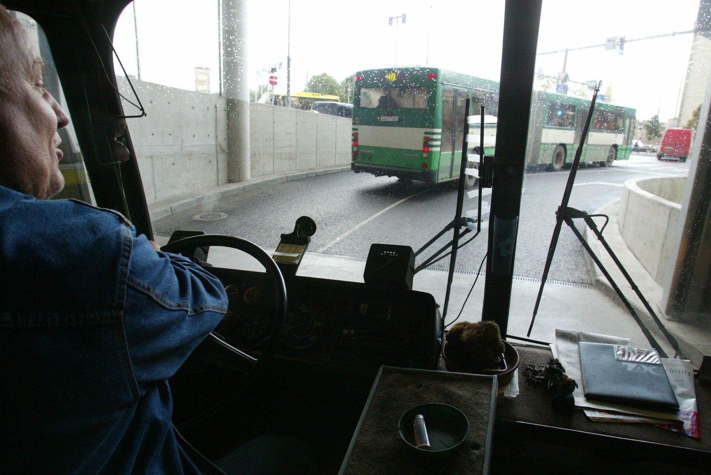 Viru terminalist väljuvad bussid.