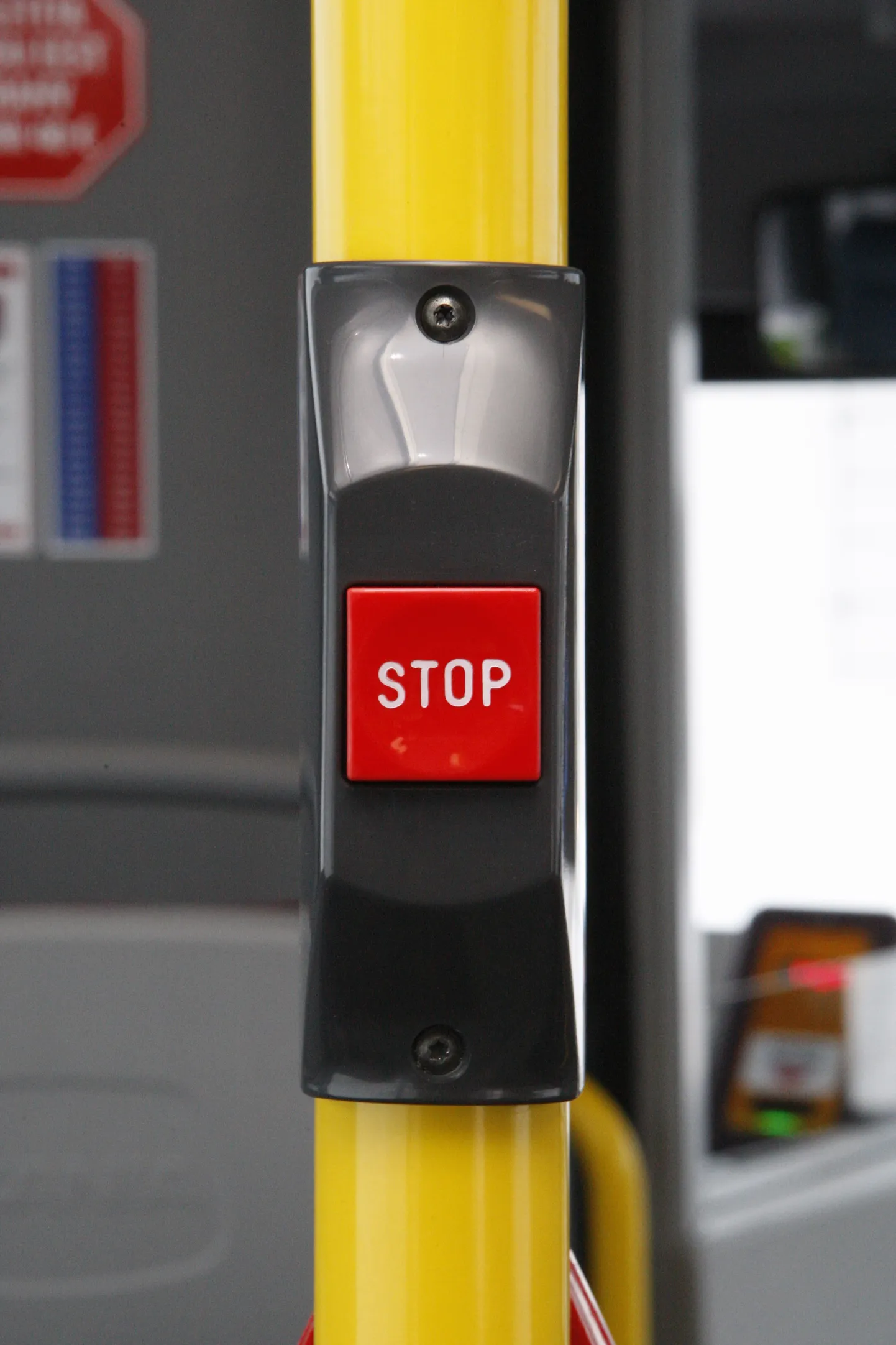 Tartus reisijaid teenindavad bussijuhid tahavad, et tartlased hakkaksid rohkem kasutama stopp-nuppu, kui nad tahavad väljuda.
