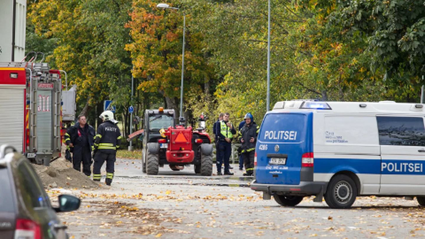 Traagiline õnnetus juhtus otse Mäetaguse rahvamaja ja koolimaja vahele jääval sõiduteel.