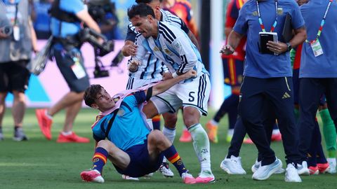 MM-finaali järel märatsenud Argentina staaridele määrati karmid karistused