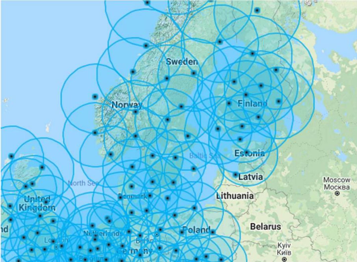 Ilmaradarid Läänemere ümbruses. Iga tume punkt esindab ilmaradarit. Läänemere katvus radariandmetega Eestist läänes on muude piirkondadega võrreldes kehvem.