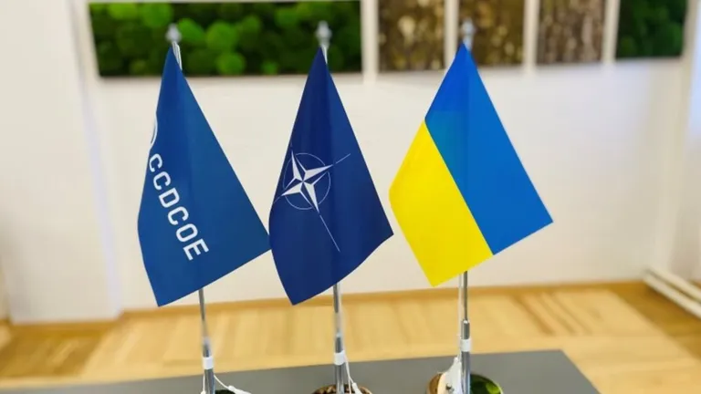 Представители 27 государств-членов НАТО приняли решение о предоставлении Украине статуса члена-участника CCDCOE НАТО.