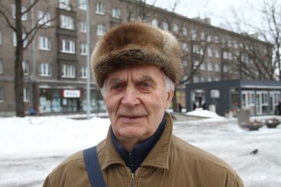 Нарвский пенсионер Владимир опасается, что новое правительство ухудшит отношения с Россией.
