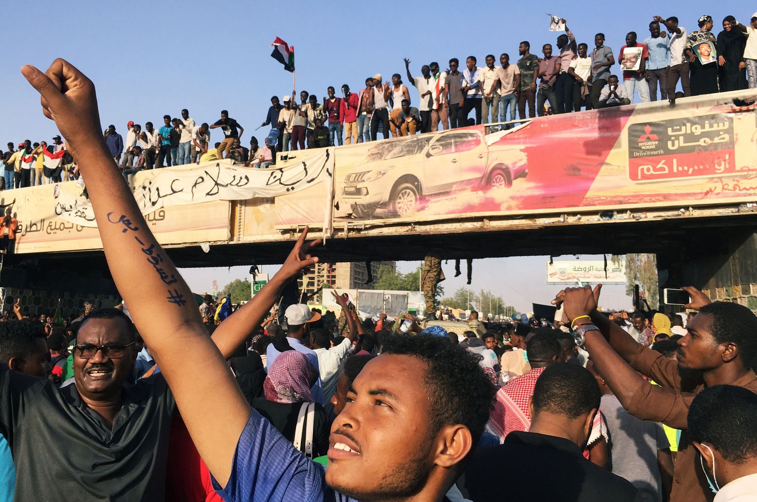 Sudaani meeleavaldajad nõuavad president Omar Al-Bashiri lahkumist.