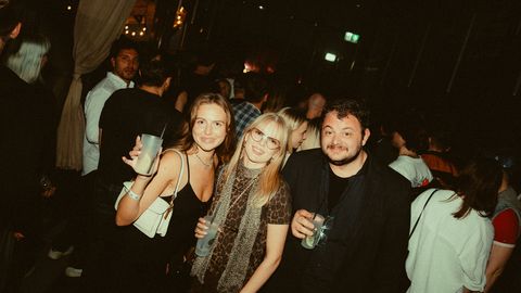 GALERII ⟩ Fotografiska 7. sünnipäev tõi linna kohal kokku kunsti, muusika ja Tallinna ööelu