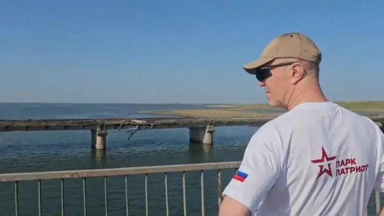 Частично повредить мост на Чонгаре украинской армии удалось лишь в июне 2023-го, обстреляв крылатыми ракетами. Мост после этого достаточно быстро восстановили.