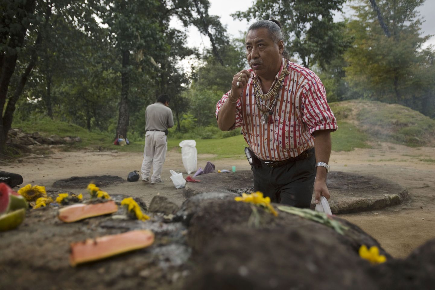 Guatemala maiade juht Apolinario Chile Pixtun maiade iidses tseremoniaalpaigas  Iximches