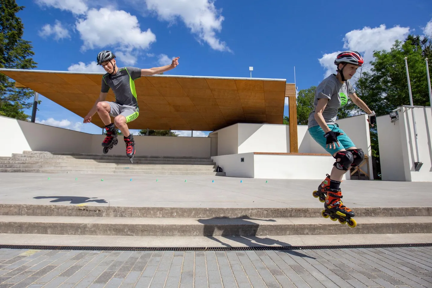 MTÜ Skate eestvedaja Laura Allik ja vend Karl-Hendrik Onton.