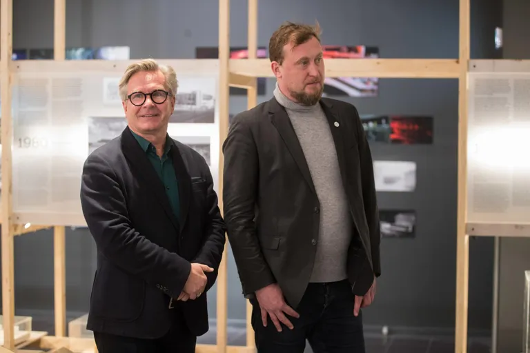 Ükskõik kuidas me ei tahaks olla suured, aga Tallinnast me Londonit ei tee.
Kunstiakadeemia rektor Mart Kalm (vasakul)